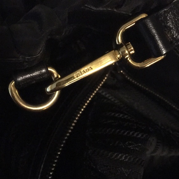 PRADA - Picture 10 of 16